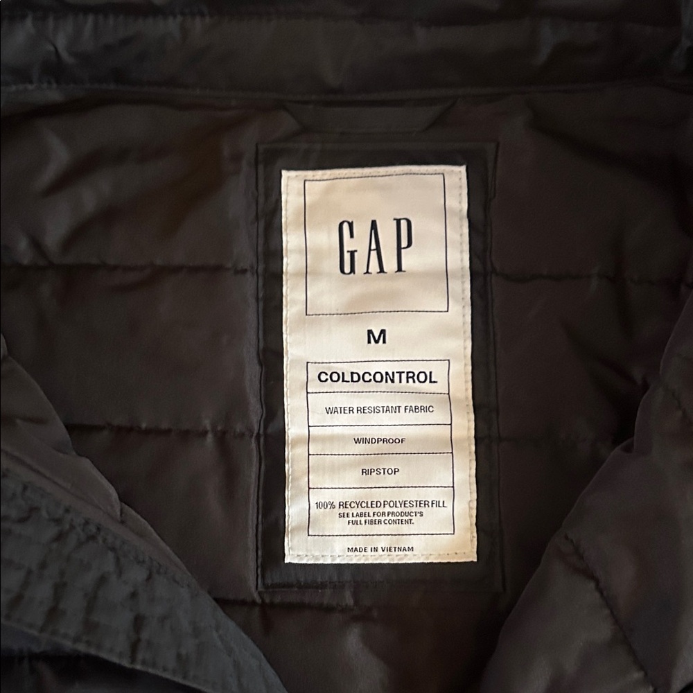 GAP ColdControl Black Jacket - Picture 2 of 3
